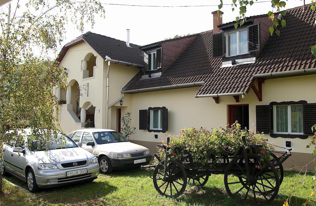 Zoeldvar Villa Bogács Exteriör bild